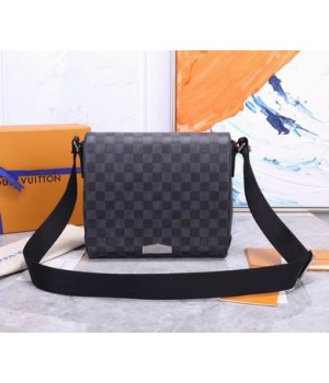 Louis Vuitton Bags Men LV Messenger bag 40349 25X22X7cm XM