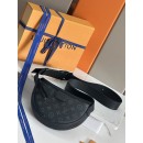 Louis Vuitton Bags Men LV Messenger bag M23835 24.5X16X4.5cm XM