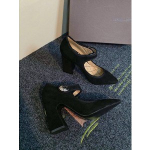 Louis Vuttion Royal Pump 2015 in Black (GDD2J1106-032723 )
