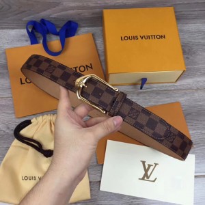 2018 New Replica High Quality LV Belts For Women LVWMBelt-56